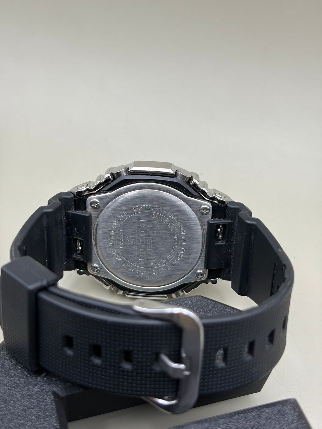 CASIO G-SHOCK GM-2100