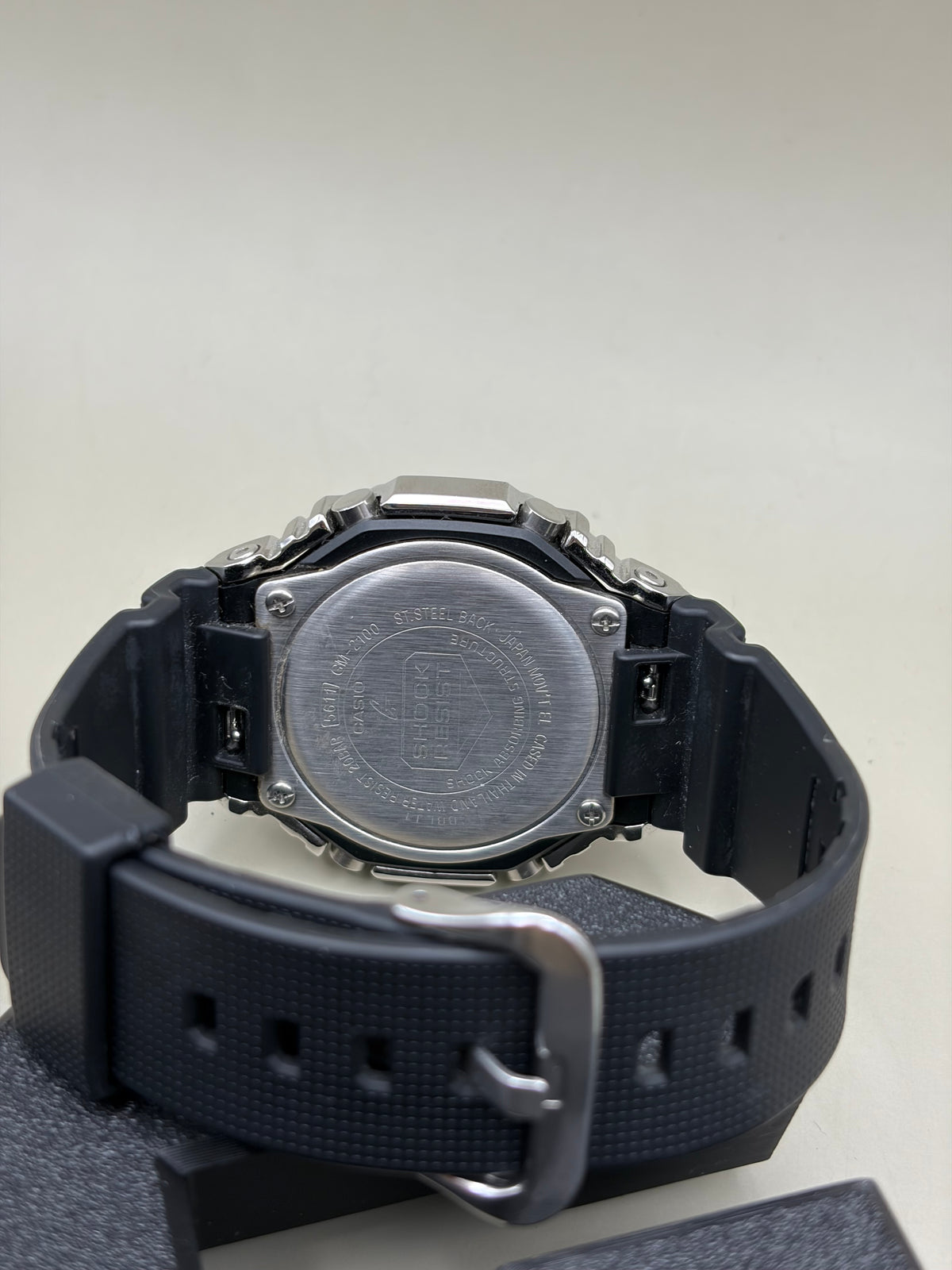 CASIO G-SHOCK GM-2100