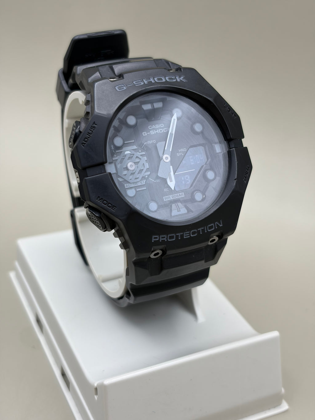 CASIO G-SHOCK GA-B001