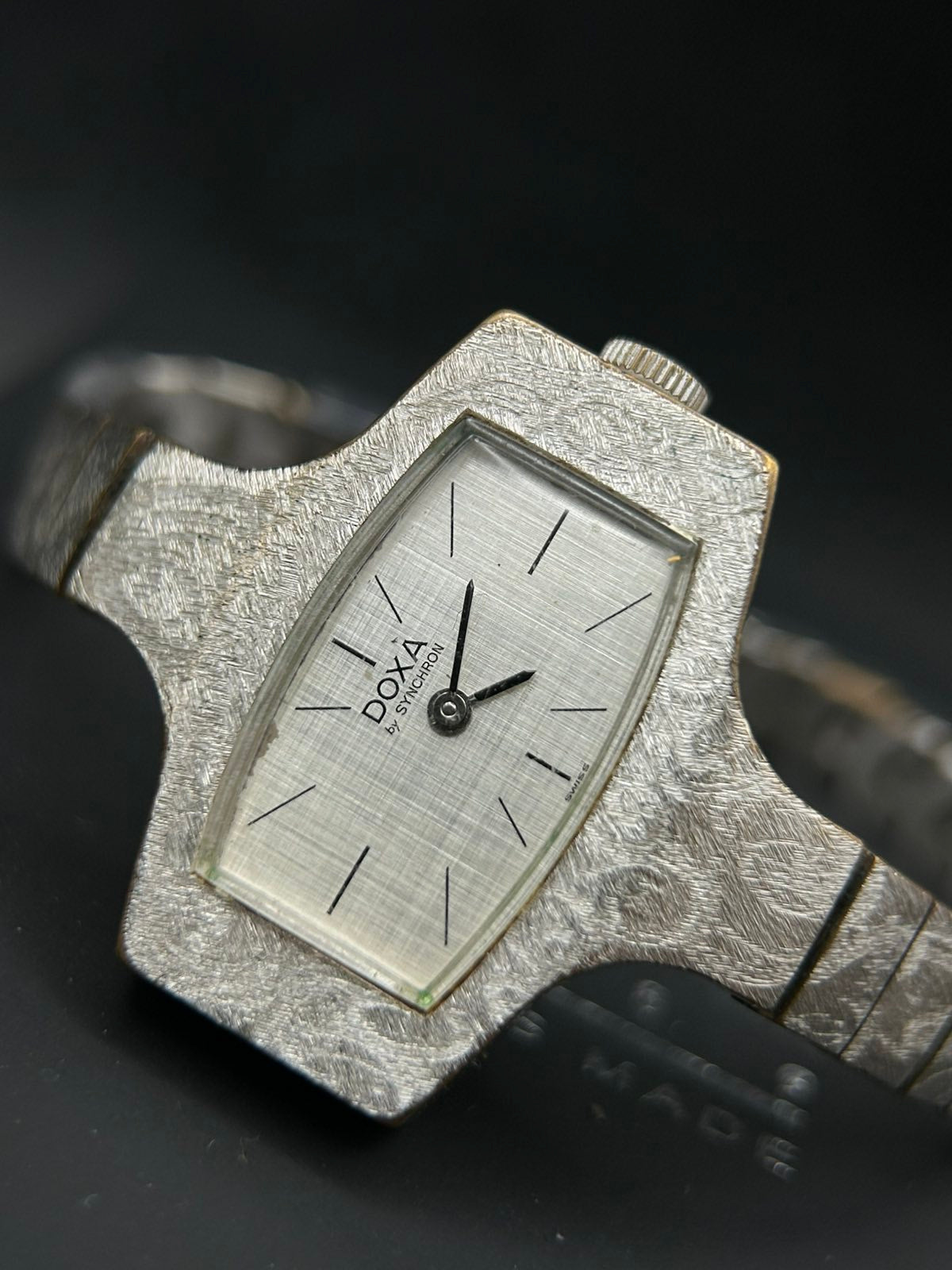 ⌚ DOXA BY SYNCHRON – VINTAGE SWISS MADE