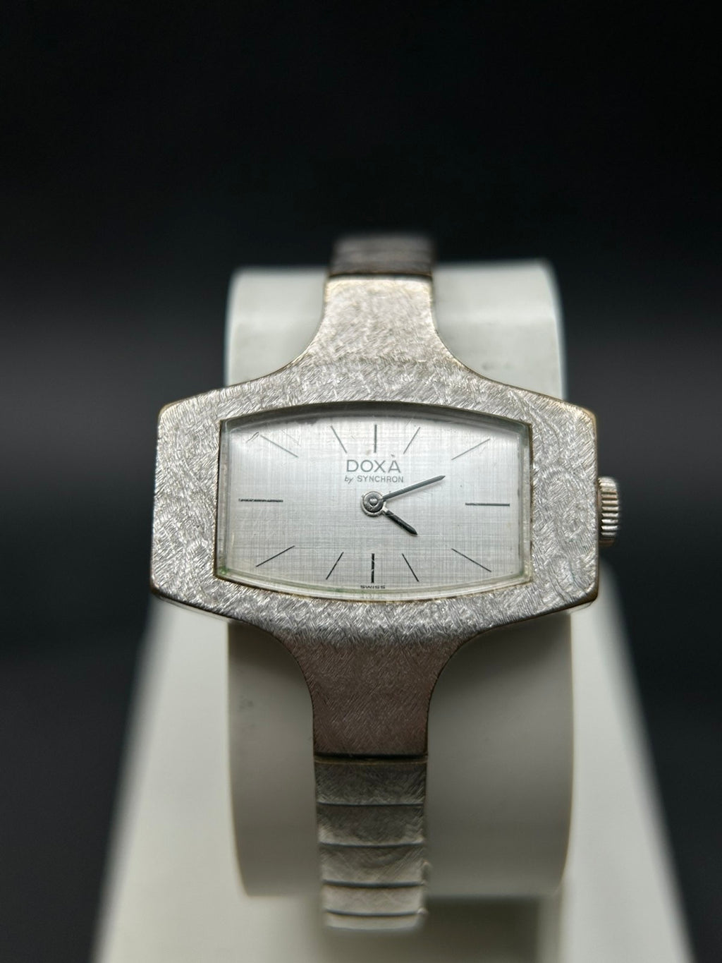⌚ DOXA BY SYNCHRON – VINTAGE SWISS MADE