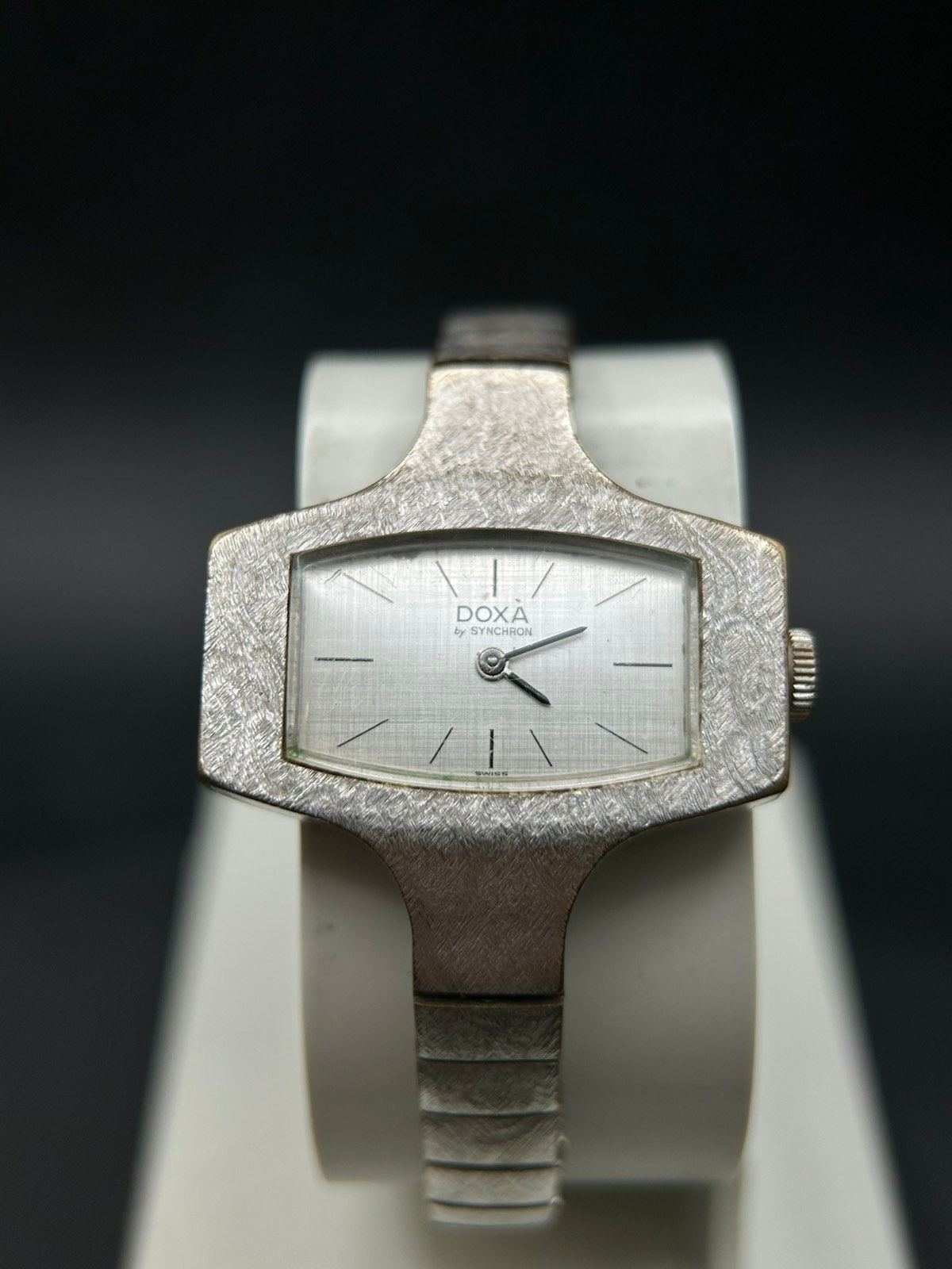 ⌚ DOXA BY SYNCHRON – VINTAGE SWISS MADE